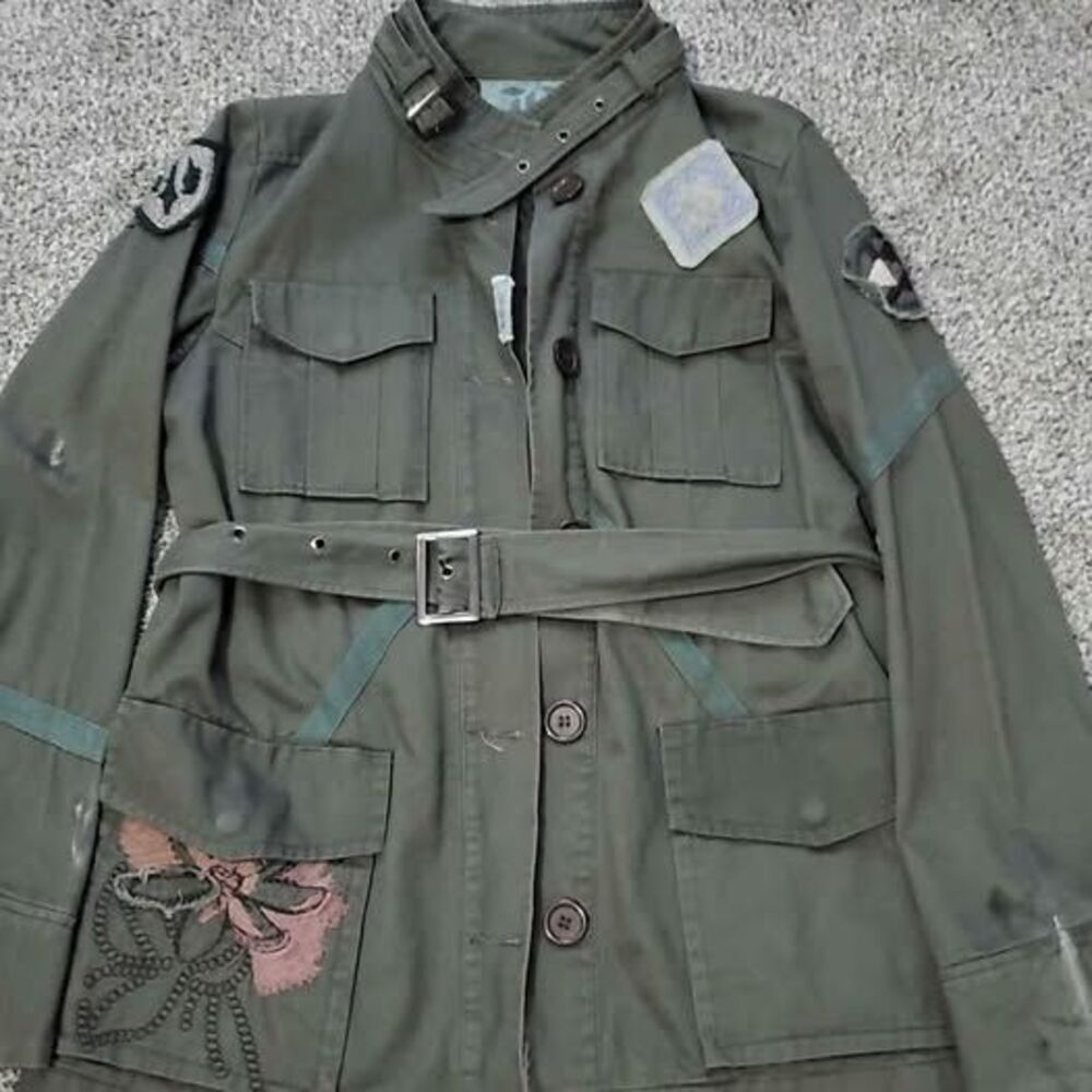 Large Womans Love Stitch army jacket Y2K